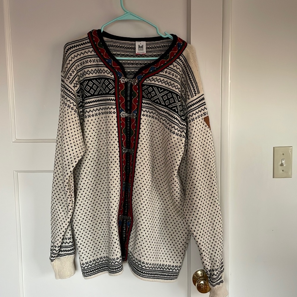 Dale of Norway 100% wool handmade sweater